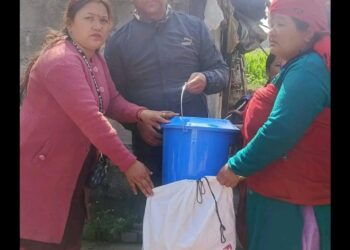 रेडक्रस निजगढ उपशाखाद्वारा आगलागी पीडित परिवारलाई राहत सामग्री