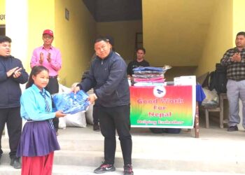 गूड वर्क फर नेपालद्वारा विध्यार्थिहरुलाई न्यानो पोशक वितरण