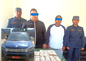 श्रोत नखुलेका दश लाख नेपाली नोट सहित दुई जना पक्राउ