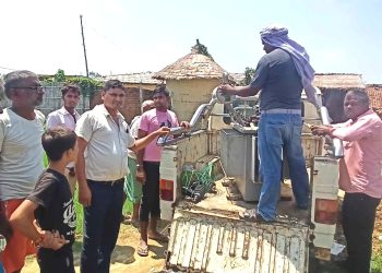 वडा अध्यक्ष यादवकाे पहलमा नयाँ ट्रान्सर्फमर जडान