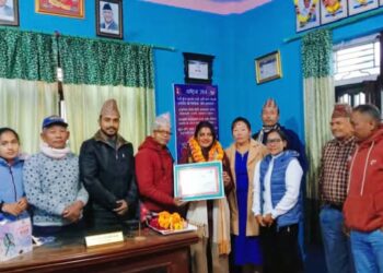 निजगढ-६ की वडा सचिव पराजुलीलाई फेरि भेटौला तथा विदाई