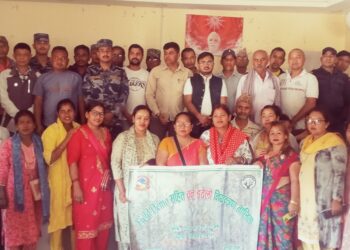 डिभिजन वन कार्यालयद्वारा एक दिने फिल्ड डेमोसहित वन डढेलो नियन्त्रण तालिम