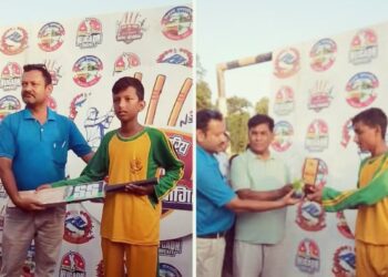 निजगढमा अन्तरविद्यालय क्रिकेट प्रतियोगितामा उत्कृष्ट ओभर र बलिङ गर्ने विद्यार्थीलाई सम्मान